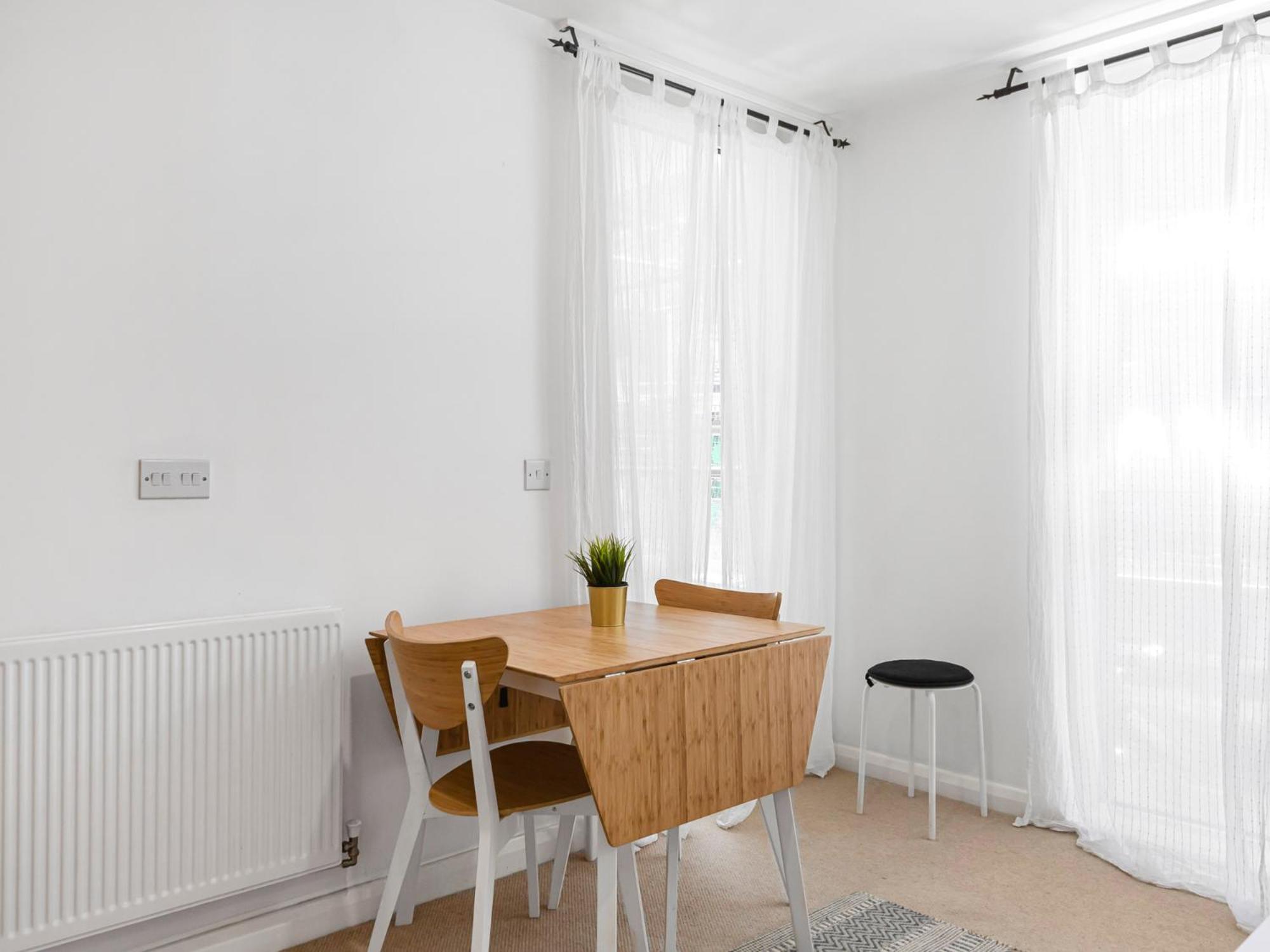 Pass The Keys Modern Tottenham Hale Apartment Perfect For Leisure London Eksteriør billede